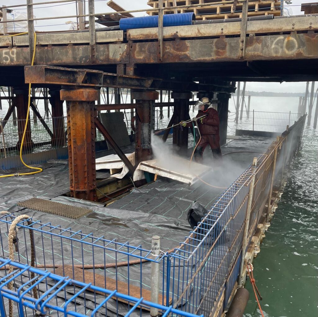 Isle of Wight - Commercial Management